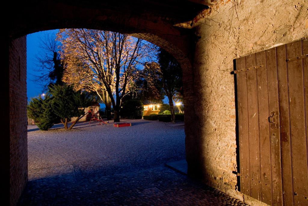 Agriturismo Al Casale Codroipo Kültér fotó