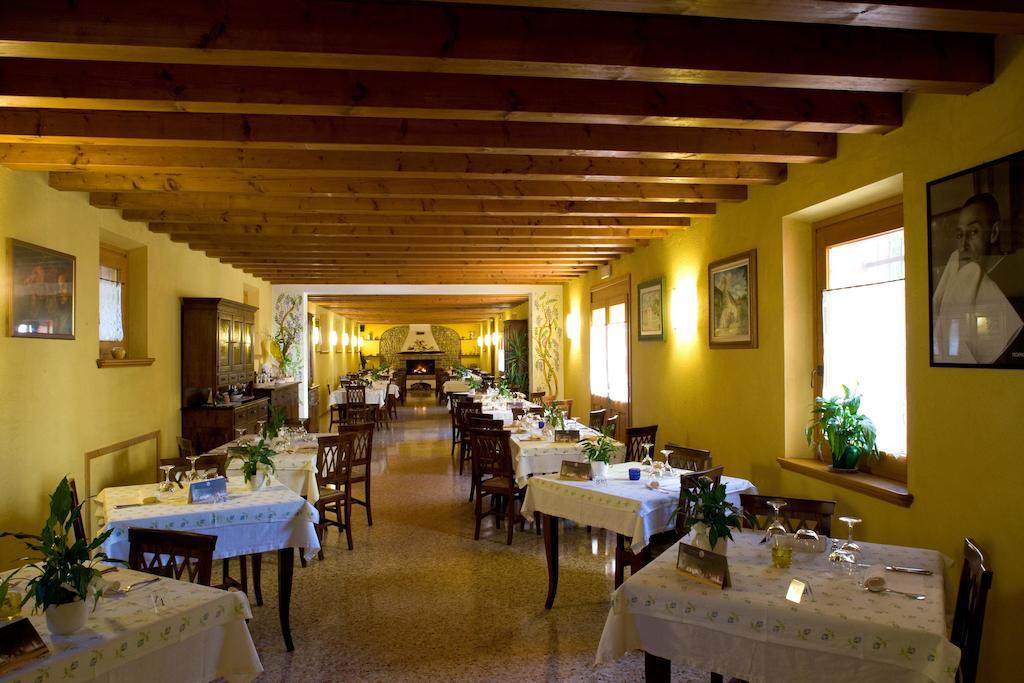 Agriturismo Al Casale Codroipo Kültér fotó